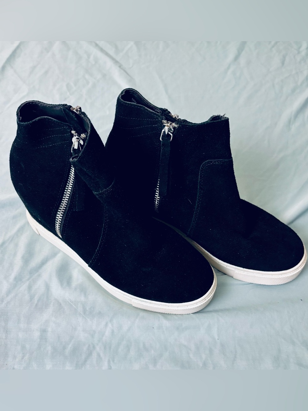 Steve Madden Saidi Black Suede Hidden Wedge Sneakers